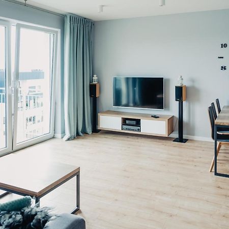 Silk Apartment - Netflix - Parking Štetín Exteriér fotografie