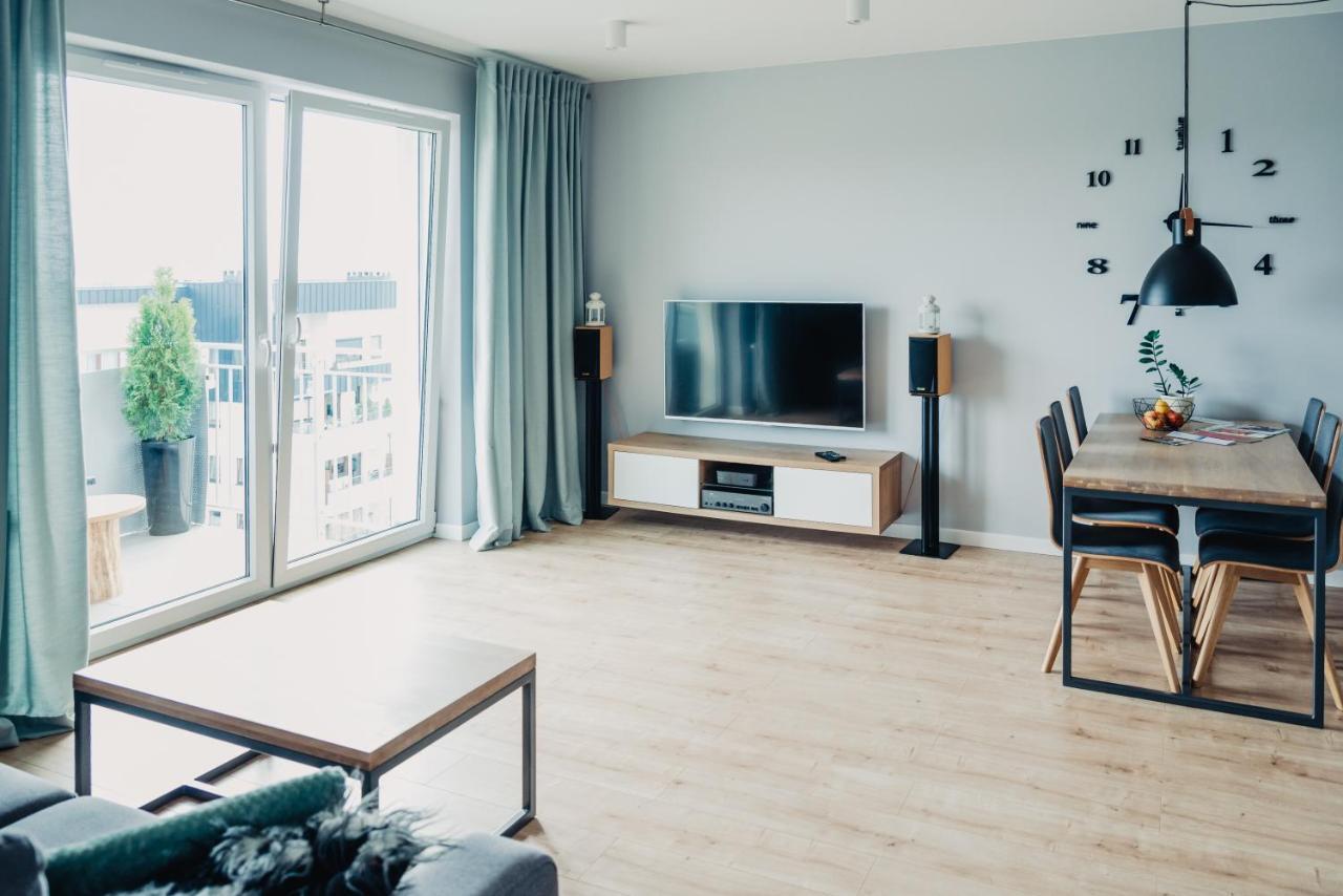 Silk Apartment - Netflix - Parking Štetín Exteriér fotografie